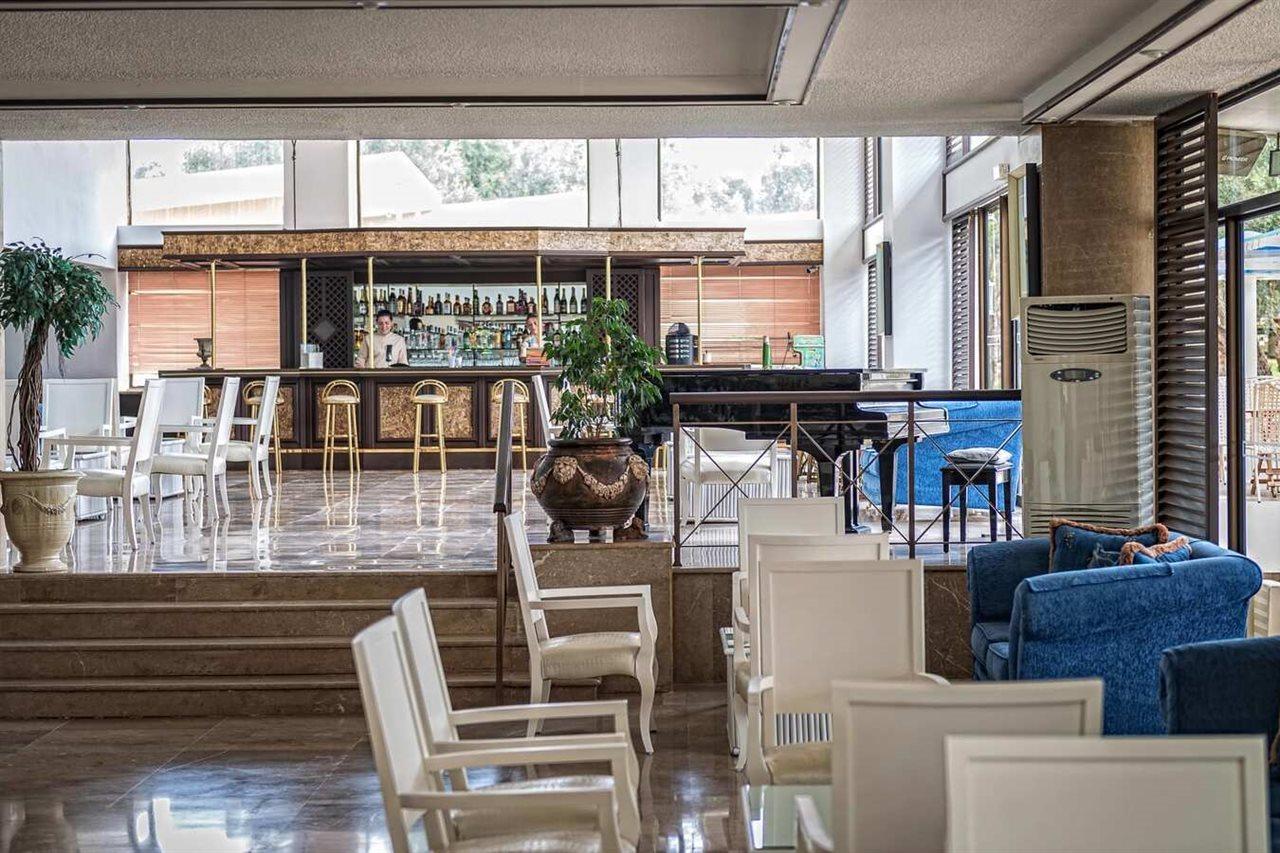 Palmariva Beach Hotel Erétria Esterno foto